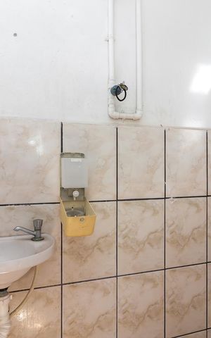 Casa para alugar com 133m², 8 quartos e 1 vagaBanheiro 2
