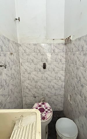 Casa à venda com 100m², 2 quartos e 1 vagaBanheiro de serviço