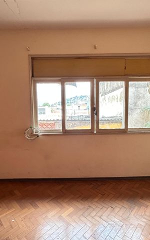 Casa à venda com 100m², 2 quartos e 1 vagaSala