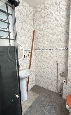 Casa à venda com 100m², 2 quartos e 1 vagaBanheiro