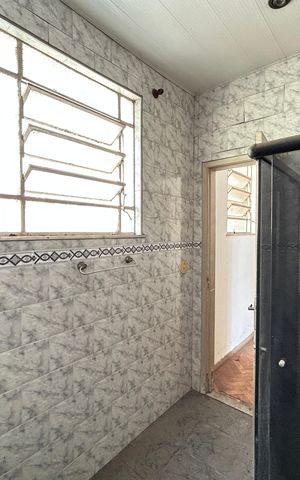 Casa à venda com 100m², 2 quartos e 1 vagaBanheiro