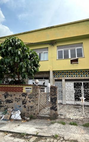 Casa à venda com 100m², 2 quartos e 1 vagaFachada