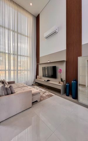 Casa de condomínio à venda com 300m², 3 quartos e 2 vagas Casa de condomínio à venda com 300m², 3 quartos e 2 vagasSala