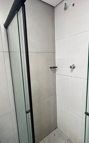 Apartamento à venda com 80m², 3 quartos e 1 vaga Apartamento à venda com 80m², 3 quartos e 1 vagaBanheiro da Suíte