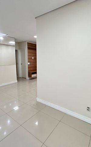 Apartamento à venda com 80m², 3 quartos e 1 vaga Apartamento à venda com 80m², 3 quartos e 1 vagaSala