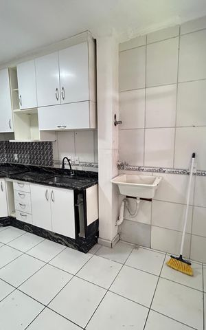 Apartamento à venda com 80m², 3 quartos e 1 vaga Apartamento à venda com 80m², 3 quartos e 1 vagaÁrea de Serviço