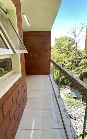 Apartamento à venda com 80m², 3 quartos e 1 vaga Apartamento à venda com 80m², 3 quartos e 1 vagaVaranda da Sala