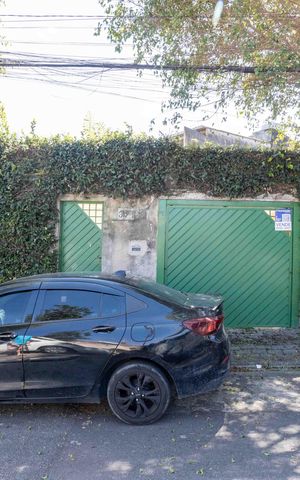 Casa à venda com 210m², 2 quartos e 1 vagaFachada