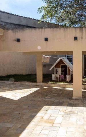 Casa à venda com 210m², 2 quartos e 1 vagaQuintal