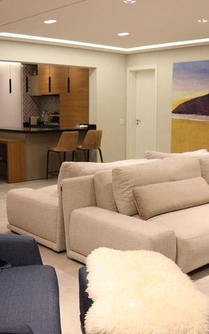 Apartamento à venda com 155m², 3 quartos e 2 vagas Apartamento à venda com 155m², 3 quartos e 2 vagasSala