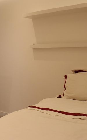 Apartamento à venda com 155m², 3 quartos e 2 vagas Apartamento à venda com 155m², 3 quartos e 2 vagasQuarto