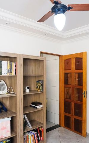 Casa à venda com 140m², 4 quartos e 2 vagasSala 2