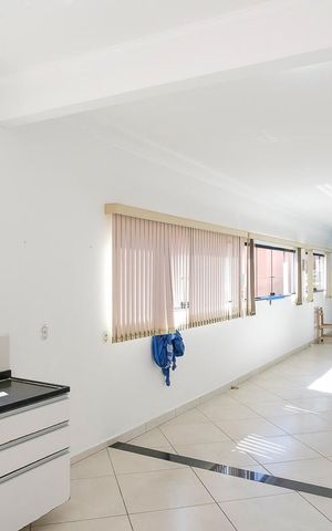 Casa à venda com 140m², 4 quartos e 2 vagasQuintal