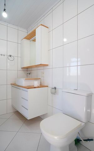 Casa à venda com 140m², 4 quartos e 2 vagasBanheiro da varanda