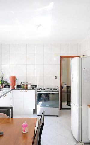 Casa à venda com 140m², 4 quartos e 2 vagasCozinha