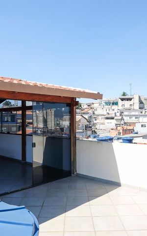Casa à venda com 140m², 4 quartos e 2 vagasVaranda