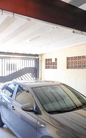 Casa à venda com 140m², 4 quartos e 2 vagasGaragem