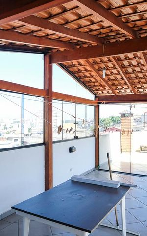 Casa à venda com 140m², 4 quartos e 2 vagasVaranda