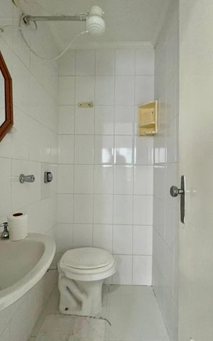 Apartamento à venda com 158m², 3 quartos e 1 vaga Apartamento à venda com 158m², 3 quartos e 1 vagaBanheiro de serviço