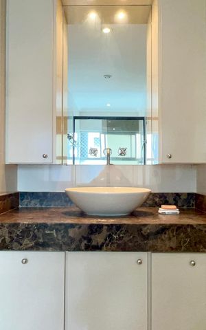 Apartamento à venda com 158m², 3 quartos e 1 vaga Apartamento à venda com 158m², 3 quartos e 1 vagaBanheiro da Suíte 1