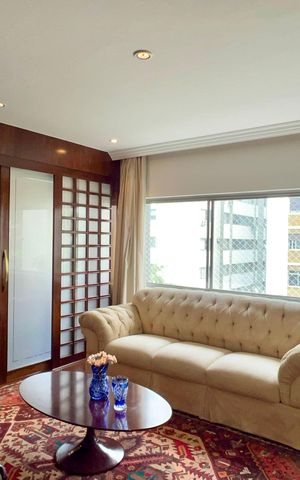 Apartamento à venda com 158m², 3 quartos e 1 vaga Apartamento à venda com 158m², 3 quartos e 1 vagaSala