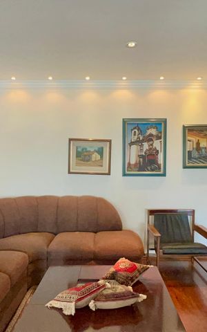 Apartamento à venda com 158m², 3 quartos e 1 vaga Apartamento à venda com 158m², 3 quartos e 1 vagaSala de TV