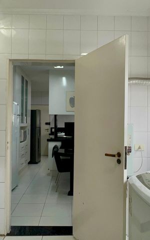 Apartamento à venda com 158m², 3 quartos e 1 vaga Apartamento à venda com 158m², 3 quartos e 1 vagaÁrea de Serviço