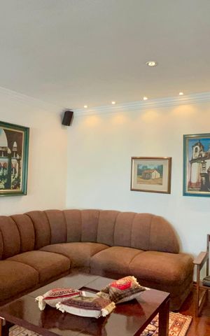 Apartamento à venda com 158m², 3 quartos e 1 vaga Apartamento à venda com 158m², 3 quartos e 1 vagaSala de TV