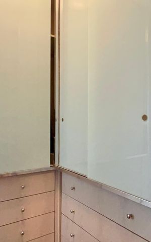 Apartamento à venda com 158m², 3 quartos e 1 vaga Apartamento à venda com 158m², 3 quartos e 1 vagaCloset da suíte 2