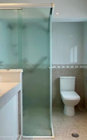 Apartamento à venda com 158m², 3 quartos e 1 vaga Apartamento à venda com 158m², 3 quartos e 1 vagaBanheiro da Suíte 2