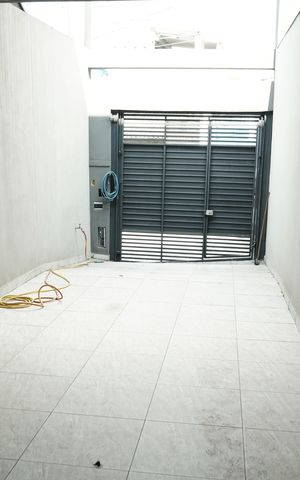 Casa à venda com 105m², 3 quartos e 2 vagasGaragem