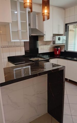 Casa à venda com 100m², 2 quartos e 2 vagas Casa à venda com 100m², 2 quartos e 2 vagasCozinha
