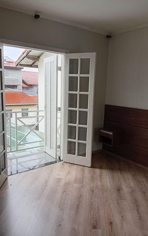 Casa à venda com 100m², 2 quartos e 2 vagas Casa à venda com 100m², 2 quartos e 2 vagasQuarto