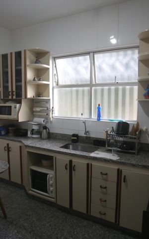 Apartamento para alugar com 176m², 3 quartos e 3 vagasCozinha
