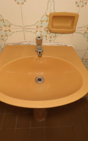 Apartamento à venda com 82m², 2 quartos e 1 vagaBanheiro - Pia