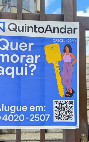 Apartamento para alugar com 205m², 3 quartos e sem vaga Apartamento para alugar com 205m², 3 quartos e sem vagaPlaca