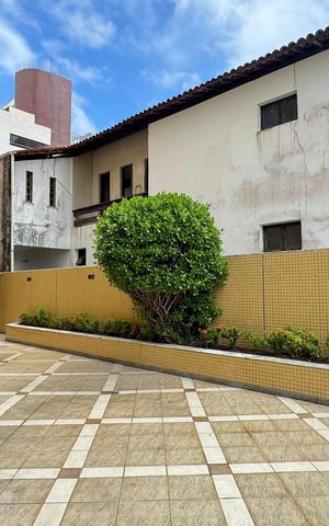 Apartamento para alugar com 205m², 3 quartos e sem vaga Apartamento para alugar com 205m², 3 quartos e sem vagaÁrea comum