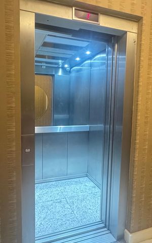 Apartamento para alugar com 205m², 3 quartos e sem vaga Apartamento para alugar com 205m², 3 quartos e sem vagaElevadores