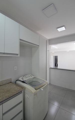 Casa para alugar com 480m², 4 quartos e 5 vagasCozinha (Inferior)