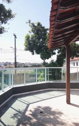 Casa para alugar com 480m², 4 quartos e 5 vagasVaranda