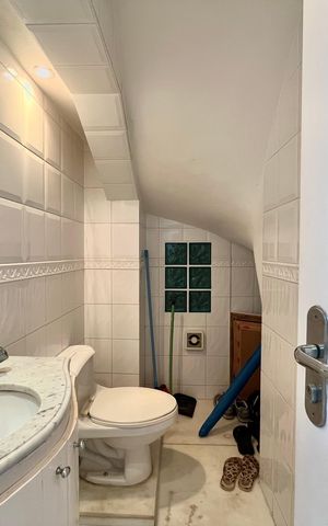 Apartamento à venda com 100m², 2 quartos e sem vagaLAVABO
