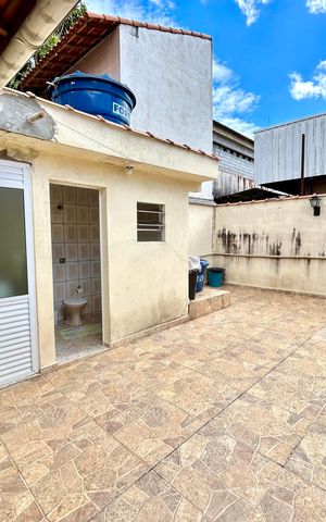 Casa à venda com 156m², 2 quartos e 2 vagasQuintal 