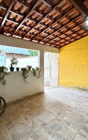 Casa à venda com 156m², 2 quartos e 2 vagasQuintal
