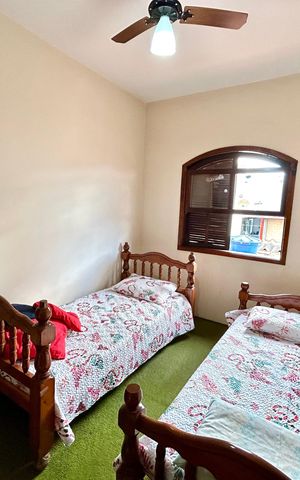 Casa à venda com 156m², 2 quartos e 2 vagasQuarto 1