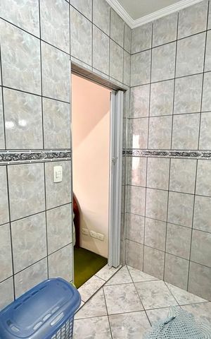 Casa à venda com 156m², 2 quartos e 2 vagasBanheiro da Suíte