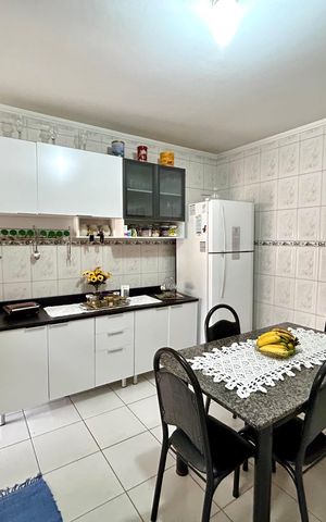 Casa à venda com 156m², 2 quartos e 2 vagasCozinha