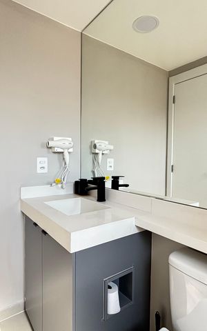 Studio à venda com 33m², 1 quarto e sem vaga Studio à venda com 33m², 1 quarto e sem vagaBanheiro