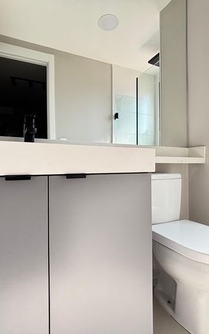 Studio à venda com 33m², 1 quarto e sem vaga Studio à venda com 33m², 1 quarto e sem vagaBanheiro
