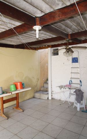 Casa à venda com 120m², 2 quartos e 2 vagasÁrea de Serviço 2