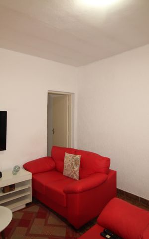 Casa à venda com 120m², 2 quartos e 2 vagasSala